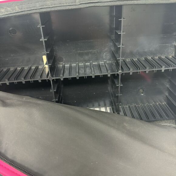 MGM Cassette Tape Case Holder Storage 30 Tapes Hot Pink Black - Picture 5 of 5